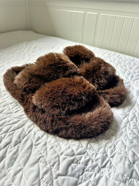 Ardene Slide Plush Brown Slippers